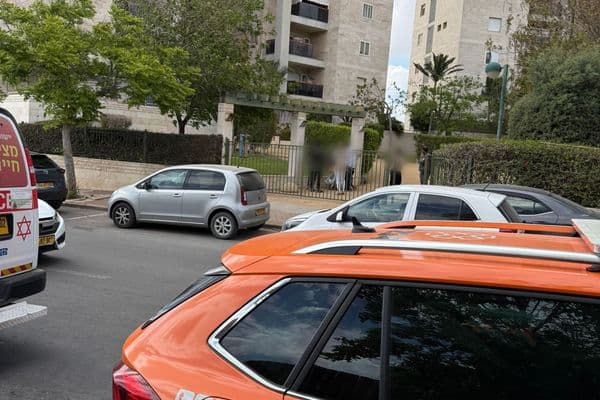 "كفر قاسم | طفلة (5 أعوام) بحالة خطيرة بعد سقوطها من الطابق الثالث"