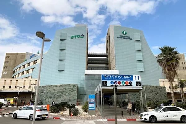 عراد "إصابة رجل (30 عامًا) بجروح خطيرة في حادث عنف