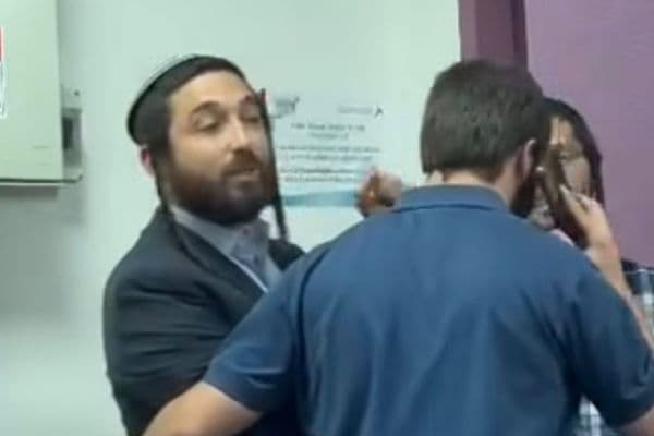 القدس | النائب سمير بن سعيد يستنكر اقتحام فعالية إحياء ذكرى النكبة في الجامعة العبرية"