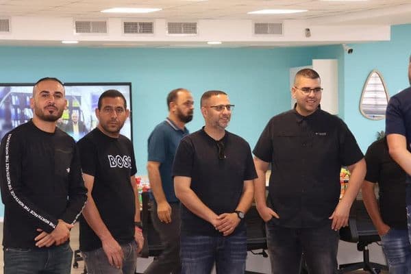 عرعرة النقب | تدشين أكبر مكتبة وقلعة معرفية وتكنولوجية في الثانوية الشاملة بدعم المجلس المحلي"