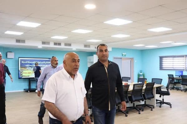 عرعرة النقب | تدشين أكبر مكتبة وقلعة معرفية وتكنولوجية في الثانوية الشاملة بدعم المجلس المحلي"