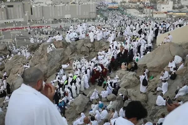 "السعودية | غدًا الإثنين غرة شهر ذي الحجة والأربعاء أول أيام عيد الأضحى"