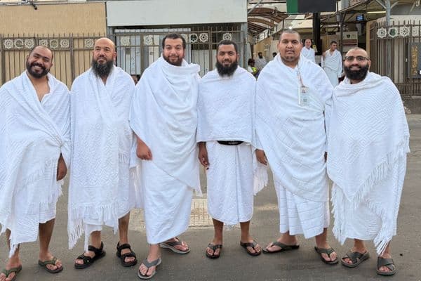 "حجاج رهط يواصلون أداء مناسك الحج ويصلون إلى عرفة استعدادًا للوقفة الكبرى غدًا"