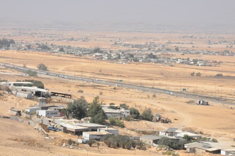 "منتدى رؤساء السلطات المحلية العربية في الجنوب يرفض خطة شيكلي بشأن أراضي النقب"