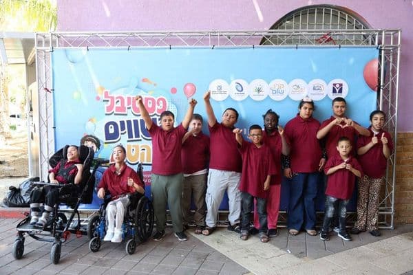 رهط | نحو 800 مشارك في مهرجان "متساوون برهط" الرابع لدعم ذوي القدرات الخاصة