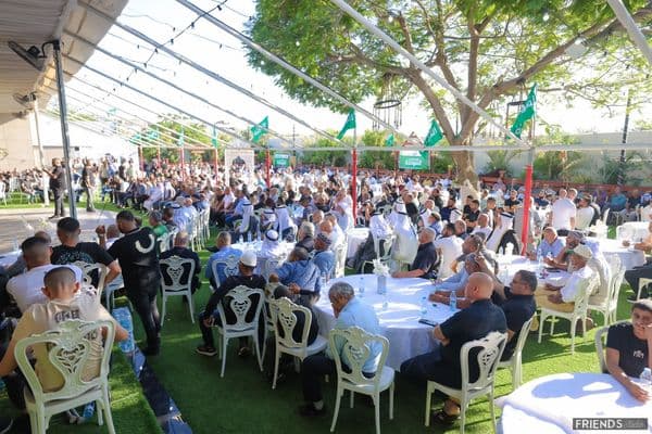رهط | مشاركة واسعة وتحول المؤتمر الانتخابي للقائمة العربية الموحدة إلى مهرجان جماهيري