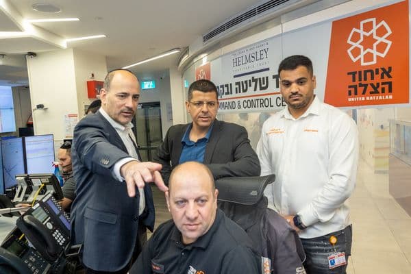 اتحاد الإنقاذ يواصل تعزيز الشراكة مع المجتمع العربي... والنائب وليد الهواشلة يطّلع على منظومة الطوارئ المتطورة ويؤكد: رسالتكم إنقاذ الأرواح"