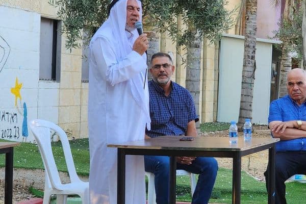 رهط | خيمة السلم الأهلي تواصل فعالياتها بندوة حول أسس الإصلاح وبناء مجتمع آمن