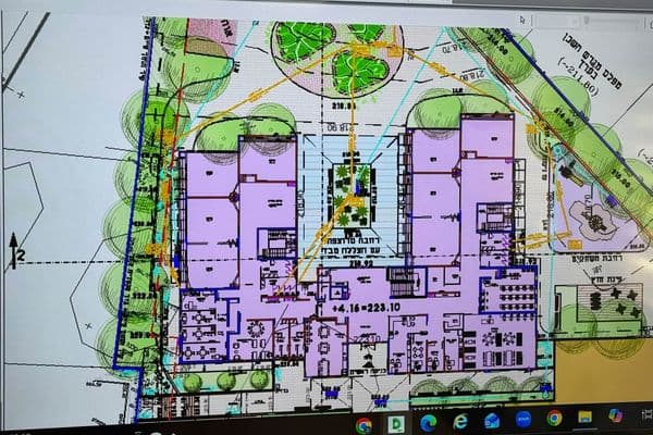 رهط | المصادقة على رخصة بناء مدرسة عمر بن الخطاب الجديدة بمساحة 4,300 متر مربع