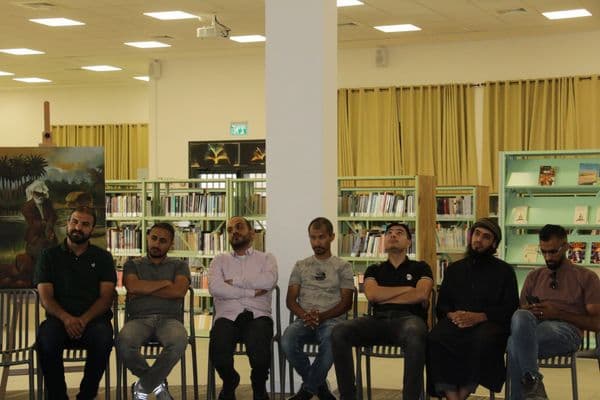 رهط | «قيثارة الجنوب» تعزف في المكتبة العامة... وأمسية شعرية جمعت أدباء الشمال والجنوب