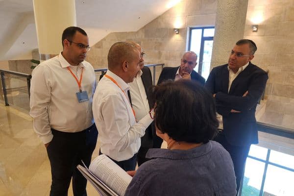مبادرة النائب الطيبي: لجنة الصحة  تناقش أزمة فنيي تصوير الأشعة الطبي وتطالب وزارة الصحة بتصحيح الغبن ووقف الاقالات ضدهم