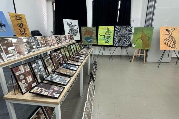 حورة | معرض "أثر" يواصل ترك بصمته الإبداعية في المجتمع المحلي
