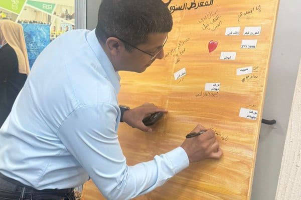 حورة | معرض "أثر" يواصل ترك بصمته الإبداعية في المجتمع المحلي