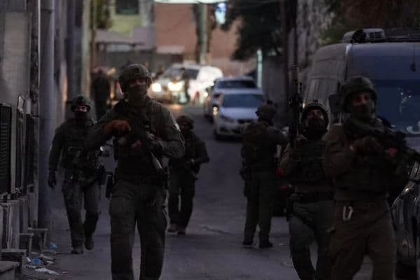 النقب والقدس | عميل سري يوقع بتجار سلاح في رهط، تل السبع، بئر هداج، عراد، ديمونا، إيلات والقدس الشرقية