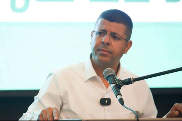 السياسة | المؤتمر العام الـ28 للموحدة يجدد الثقة بقيادتها ويفوّض اللجنة التنفيذية باستكمال القائمة والتحالفات