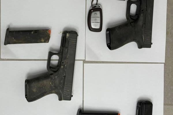 ضبط 4 مسدسات «غلوك» وبندقية M-16 وتوقيف 8 مشتبه بهم في عرعرة النقب وحورة