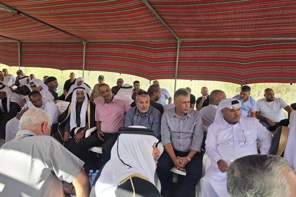 رهط | إرساء الصلح بين عائلتي الهزيل وأبو قرشين وإنهاء الخلاف