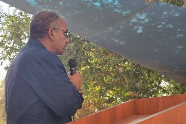 حورة | مدارس البلدة تنظم وقفات احتجاجية رفضًا للعنف ضد المعلمين