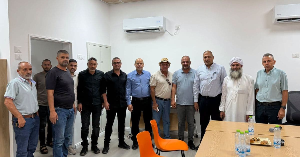 كسيفة | لجنة أولياء أمور مدرسة الصديق تعلن تعليق الإضراب وعودة الدراسة الثلاثاء