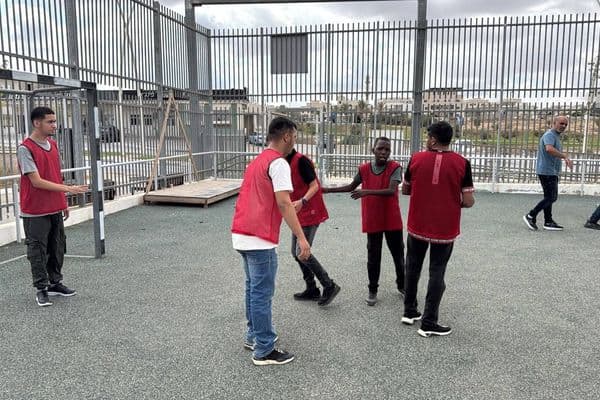 دوري كله حب ولطافة: انطلاق مشروع كرة القدم المميّز في مدرسة الأمل برهط!