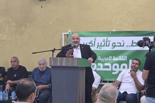 رهط | سلسلة لقاءات انتخابية في الأحياء تعلن دعمها للقائمة العربية الموحدة