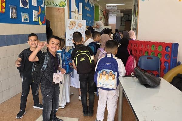 رهط | "مدرسة الفردوس تُجسّد مناسك الحج عمليًا للطلاب"