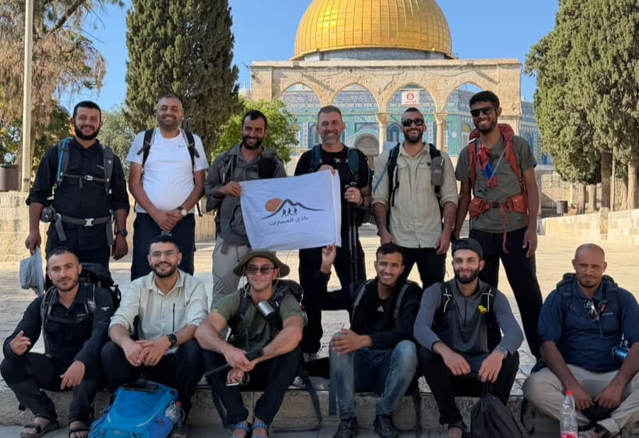 النقب | نادي المسارات يتألق من جديد في رحلة شدّ الرحال من مسجد بئر السبع إلى المسجد الأقصى