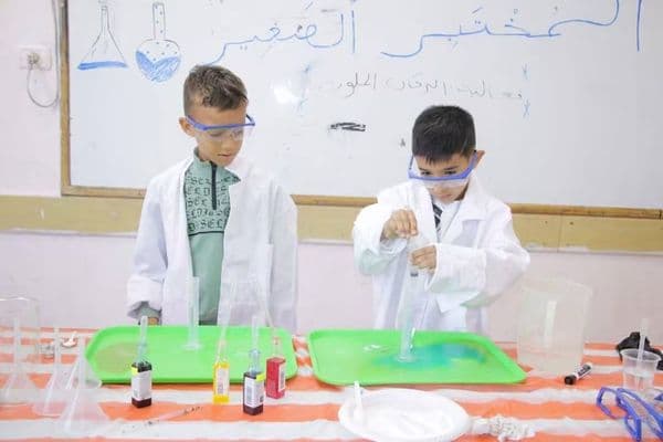رهط | «مغامرة الإبداع والتكنولوجيا» تجمع الأطفال في يوم تربوي تفاعلي